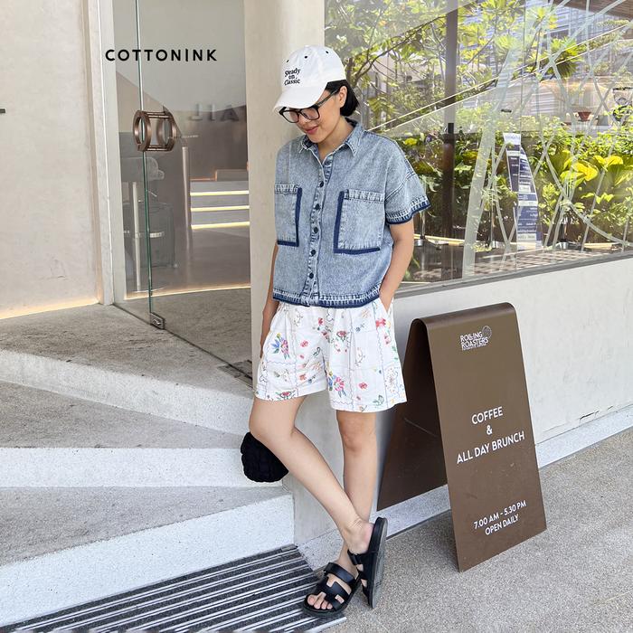 Gambar COTTONINK - Atasan Kemeja Wanita Light Denim Chevette #SpringCollection - M dari Cottonink undefined Tokopedia