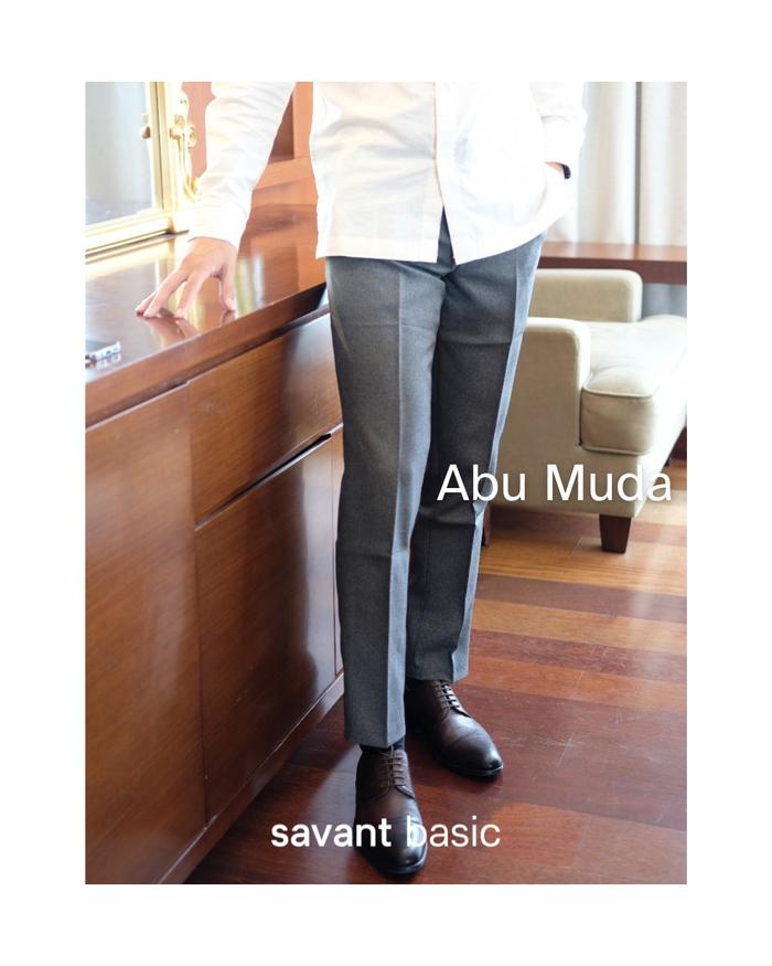 Gambar Basic Trouser Savant Basic Celana Kerja Kantor Slim Fit - Abu Muda, XL (34-35) dari Savant Basic undefined Tokopedia