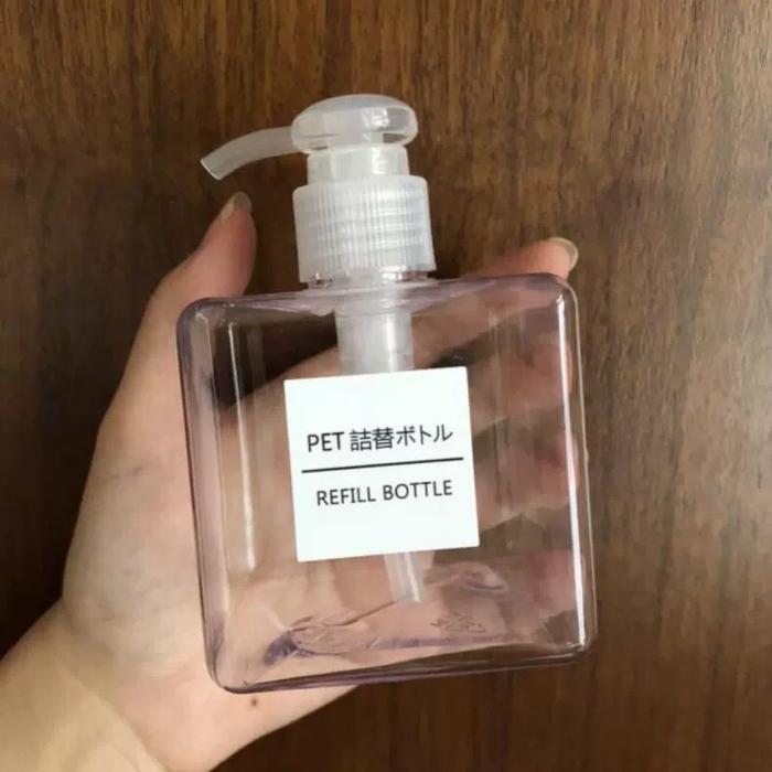 Gambar Bottle Muji 250 ml Botol Tempat Sabun Cair Kotak Soap Pump Refill dari World of Perabot undefined Tokopedia