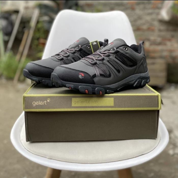 Gambar sepatu gunung pria gelert original sepatu hiking cowok-charcoal 46 47 48,5 49,5 - charcoal, 49,5 dari mita'shoes undefined Tokopedia