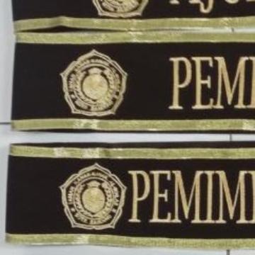 Gambar Tambahan Logo pada selempang wisuda (hanya logo, tidak dengan selempangnya) - Satu Warna, 6-12 dari SH2 Store undefined Tokopedia