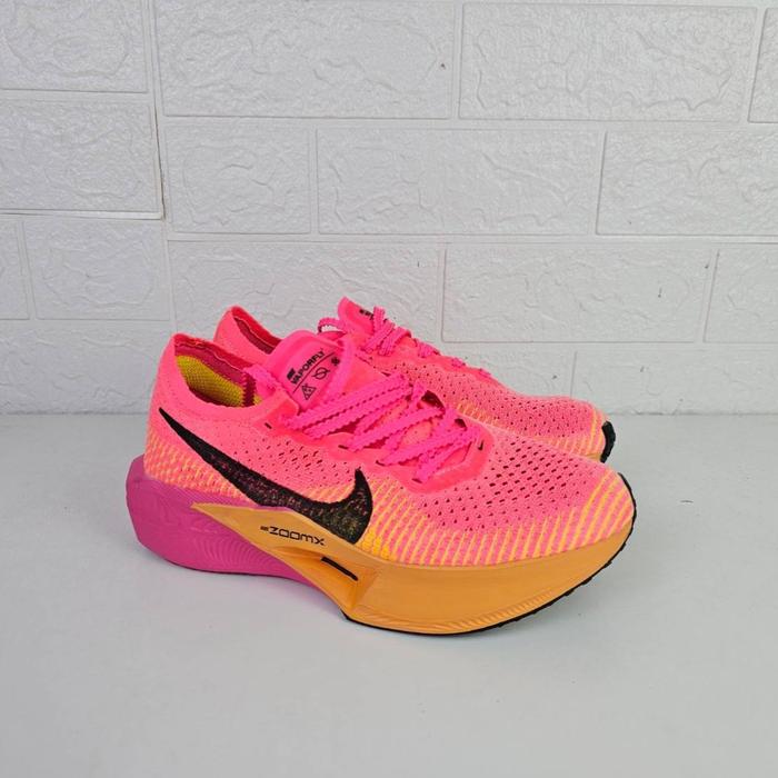 Jual SEPATU VAPORFLY NEXT HYPER PINK LASER ORANGE 38 Kota