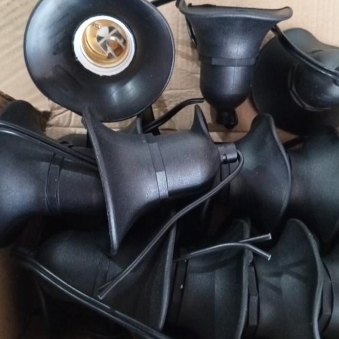 Gambar Fiting Fitting Lampu Gantung E27 Waterproof Anti Air Karet Outdoor Lamp Holder KAWACHI JL-777 ORANGE HITAM E 27 - Hitam dari ONO KABEH LISTRIK KENARI undefined Tokopedia