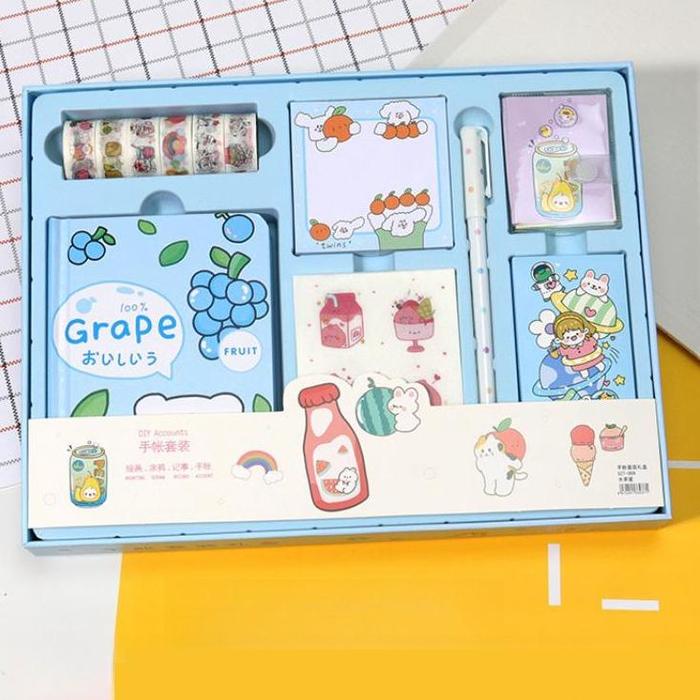 Gambar Jual 9 in1 gift set/ Hadiah ulang tahun journal kit set/ Diary lucu - Buah Biru dari sembako Arsyila undefined Tokopedia