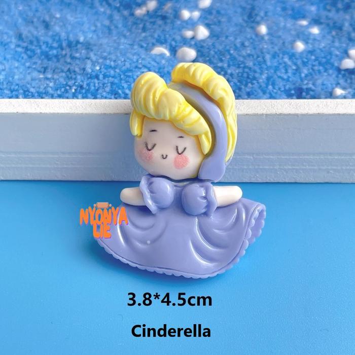 Gambar CRM28 Cake Topper Resin Princess Rapunzel Cinderella 3D Dekor Hiasan Kue Ulang Tahun - Cinderella dari Nyonya Lie undefined Tokopedia