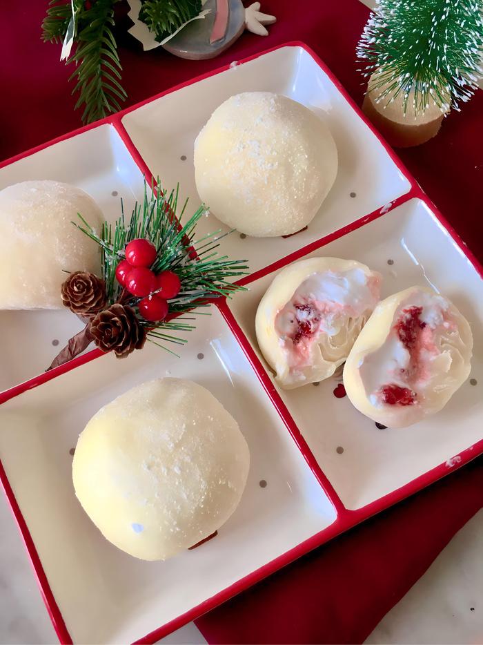 Gambar Jumbo Soft and Chewy Mochi | Mochi Daifuku Cream by BITEBY - StrawberryCream, 4Piece dari BITEBY undefined Tokopedia