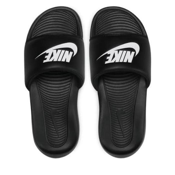 Gambar Nike Victori One Slide. Sandal Slip On Slide Nike Victory Original Murah Ringan Mantab Keren Size Lengkap dari Unstrikebox undefined Tokopedia