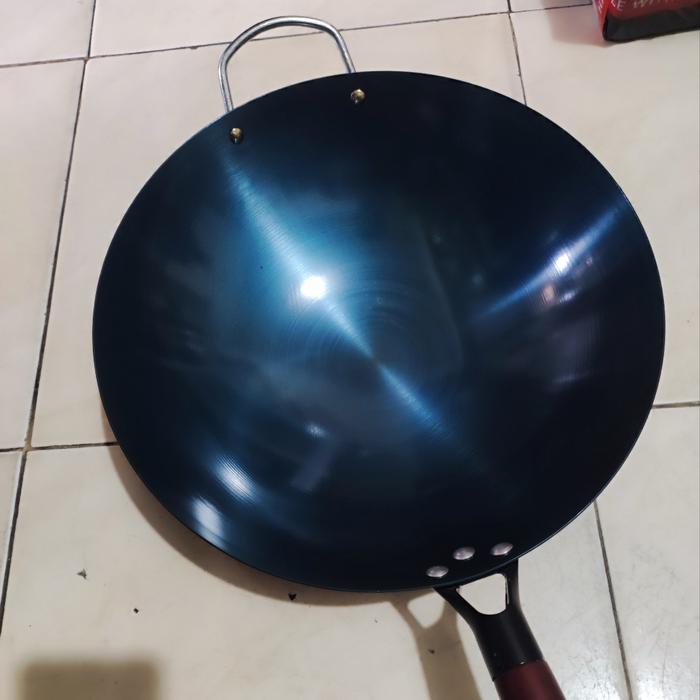 Gambar wok/wajan/kuali/penggorengan baja impor chinese food gagang - sudah seasoning, 45cm dari dwiollshop undefined Tokopedia