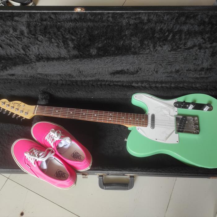 Gambar Fender Telecaster Japan Surf Green Tradisional 70s 2016 Original dari RDP Official Shop undefined Tokopedia