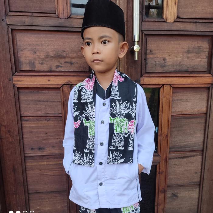 Gambar Cukin betawi anak laki laki bahan katun halus adem batik khas Jakarta. - Hitam dari Kain batik printing undefined Tokopedia