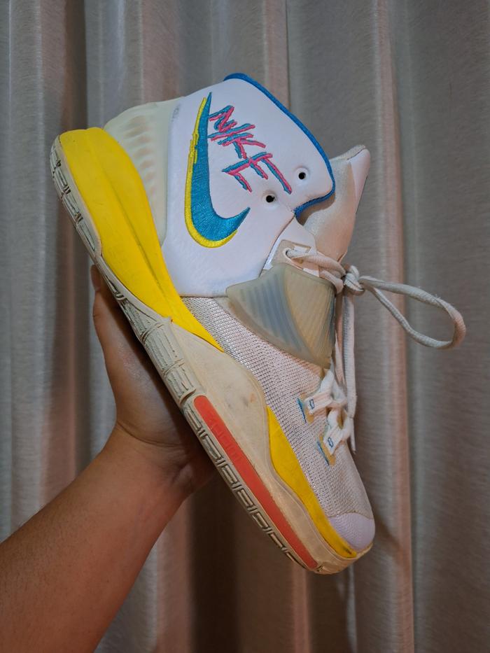 kyrie irving shoes neon