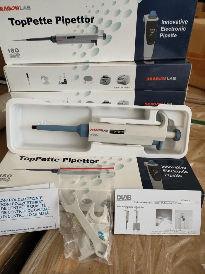 Gambar mikropipet dragonlab mikro pipet dragon lab micropipette micro pipette - 20-200 ul dari Clariza Prima Nusantara undefined Tokopedia