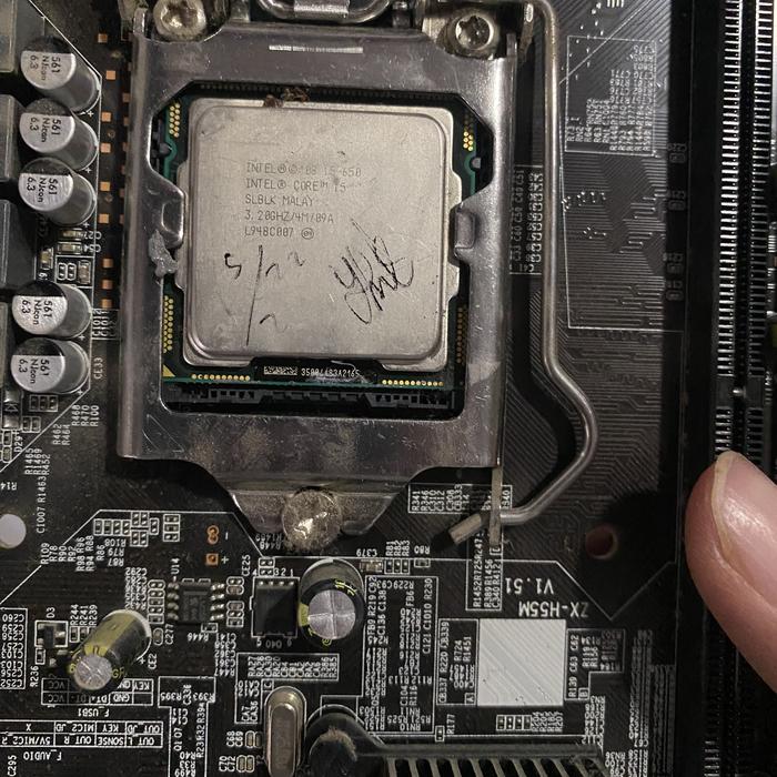 Mobo H55 Lga 1156processor I5 650