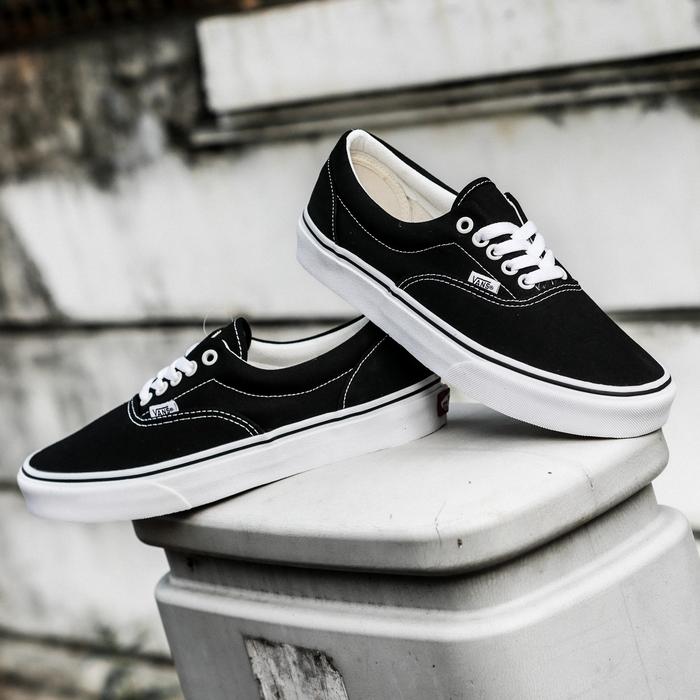 Gambar Vans Era Classic Black White Original - Black White, 37 dari DoaOrangTuaid undefined Tokopedia