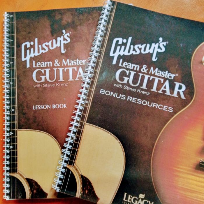 Gambar Buku Gibson Learn & Master Guitar Lesson 1 & 2 dari Buku Tablature Store undefined Tokopedia
