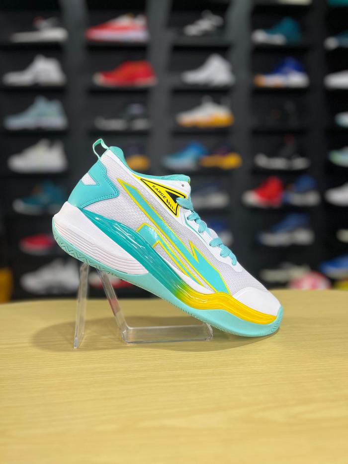 Gambar Sepatu Voli Karge Mandau Sepatu Volly Voly Karge Original - tosca white, 41 dari AB46 SPORT undefined Tokopedia