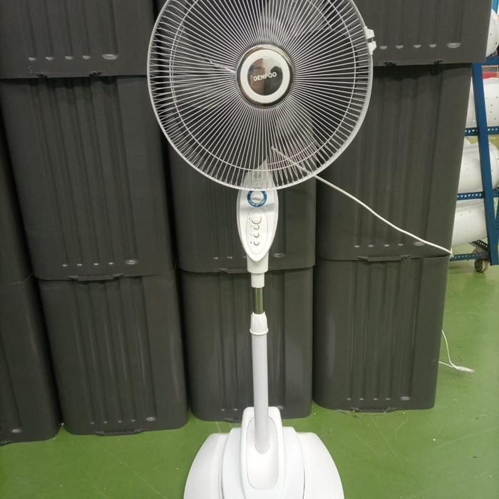 Gambar Kipas Angin Denpoo Standing DF 1602 3 Speed Control Strong Wind dari MBSOnlineelektronik undefined Tokopedia