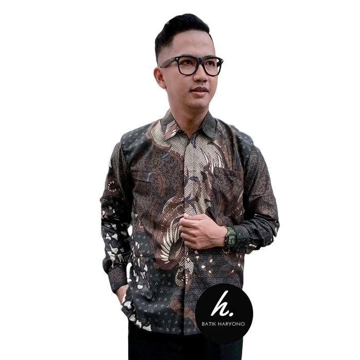 Gambar Kemeja Batik Pria Lengan Panjang Modern Mewah Buat Kondangan - Hitam, M dari Batik Haryono Store undefined Tokopedia