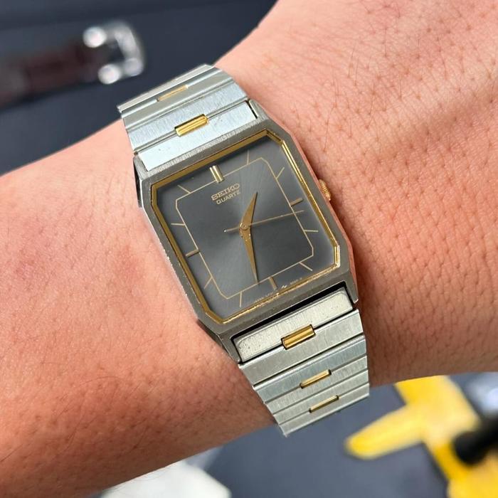 ヴィンテージのソビエト連邦 腕時計 希少品 レア 超希少!未使用☆80s/1986☆ヴィンテージ☆SEIKO セイコー