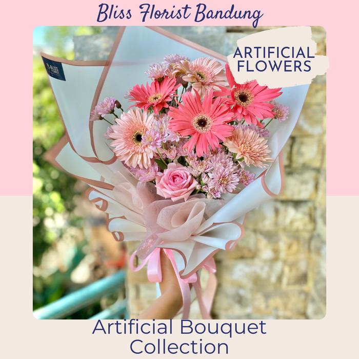 Gambar Buket bunga asli wisuda premium custom / Bucket mawar asli premium - Mix 1 dari Bliss floristBandung undefined 4 Tokopedia