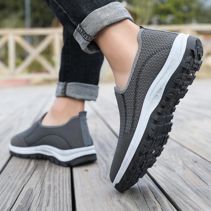 Walking Shoes Chums Wide Fit Trainers Casual Shoes Slip On Knit