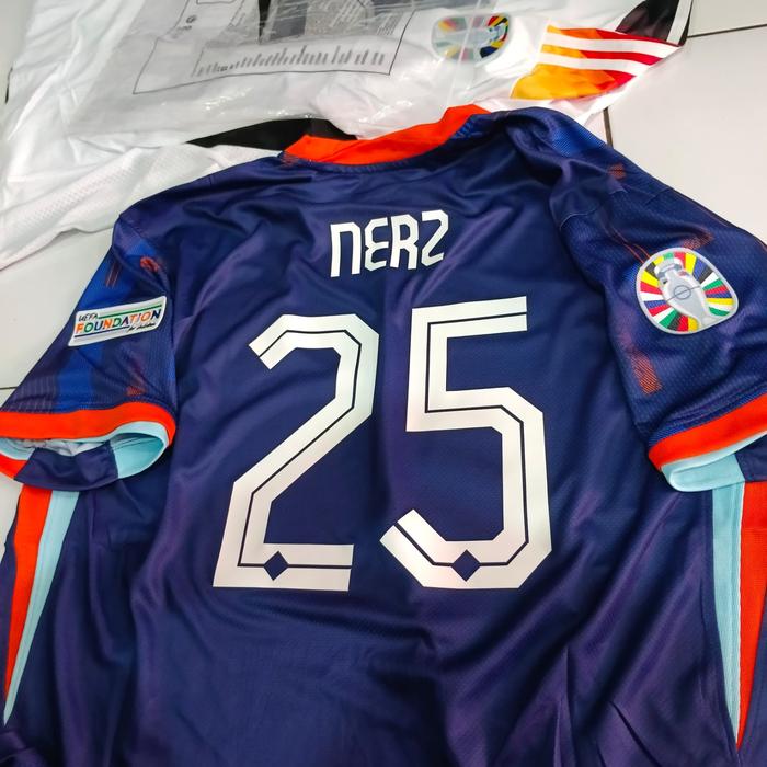Gambar ALL NAMESET Jersey Custom Nama dan Nomor Punggung Sepak Bola - CUTTING dari Official Santun Store undefined Tokopedia