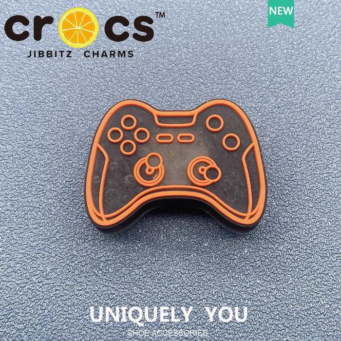 Gambar SB Led jibbitz crocs charm Shoe Buckle Flashing Light Pizza Cake Bear - 1 dari Ceria Mart 02 undefined Tokopedia