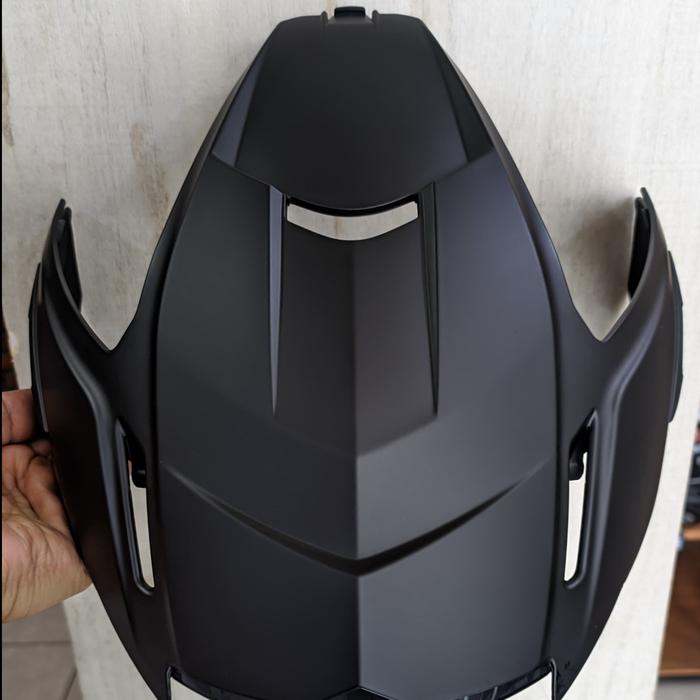 Gambar Peak/Pet/Topi Helm Zeus ZS-613C - Matt Black dari Bike Master undefined Tokopedia