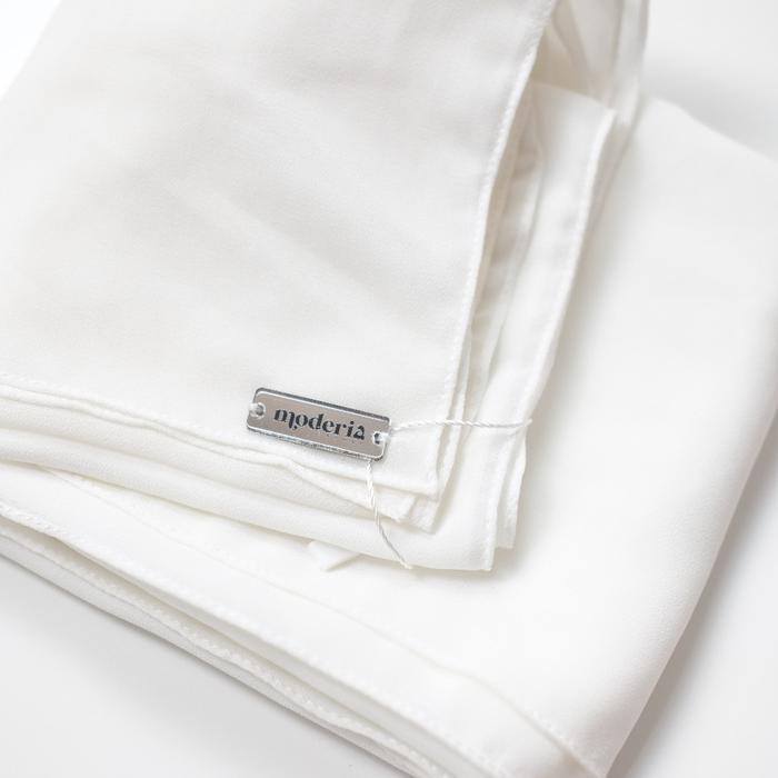 Gambar Moderia Casual Hijab Pashmina Inner Instan 2in1 Ceruty Baby Doll - Off White dari Moderia Casual undefined Tokopedia