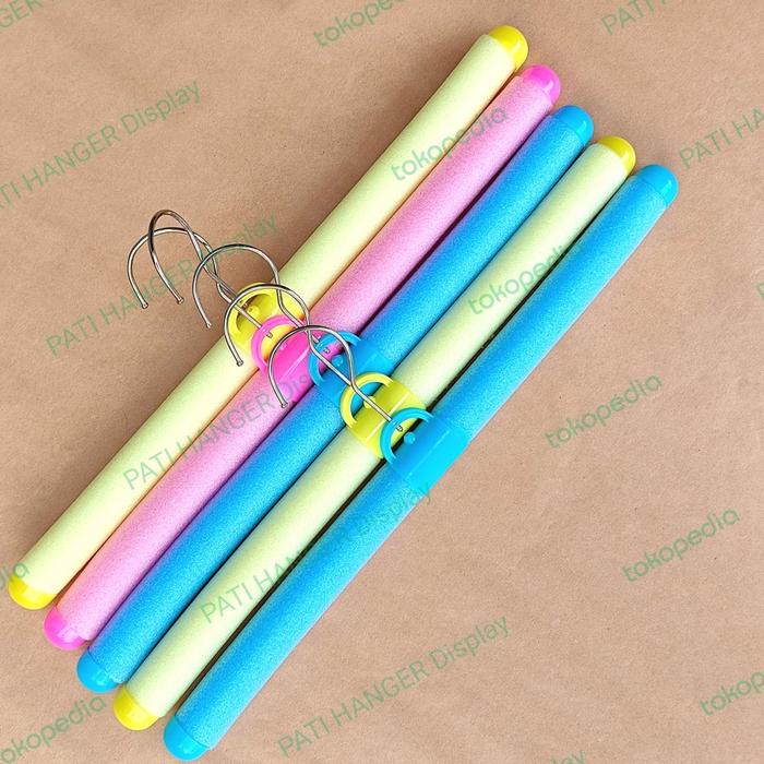 Gambar 5pcs Hanger Gantungan Baju Busa Satin Display Pakaian - Busa Warna 5pcs dari PATI Hanger undefined Tokopedia
