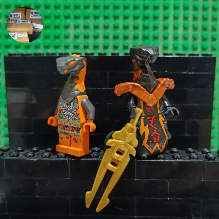 Gambar LEGO PAKET Minifigures Ninjago Serpentine Snake - Char Team dari Bobby Toys undefined Tokopedia