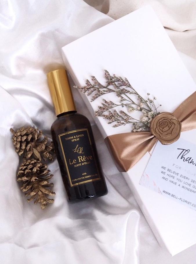 Gambar IR Linen / Room Spray - in Gift Wrap - lavender dari Toko Raharja ID undefined Tokopedia
