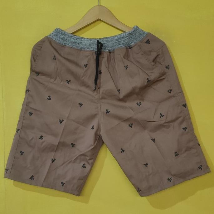 Gambar Celana Pendek Pria Murah Santai Surfing Kolor - abu titik, all size 27-34 dari SAHABAT-KICAU undefined 5 Tokopedia
