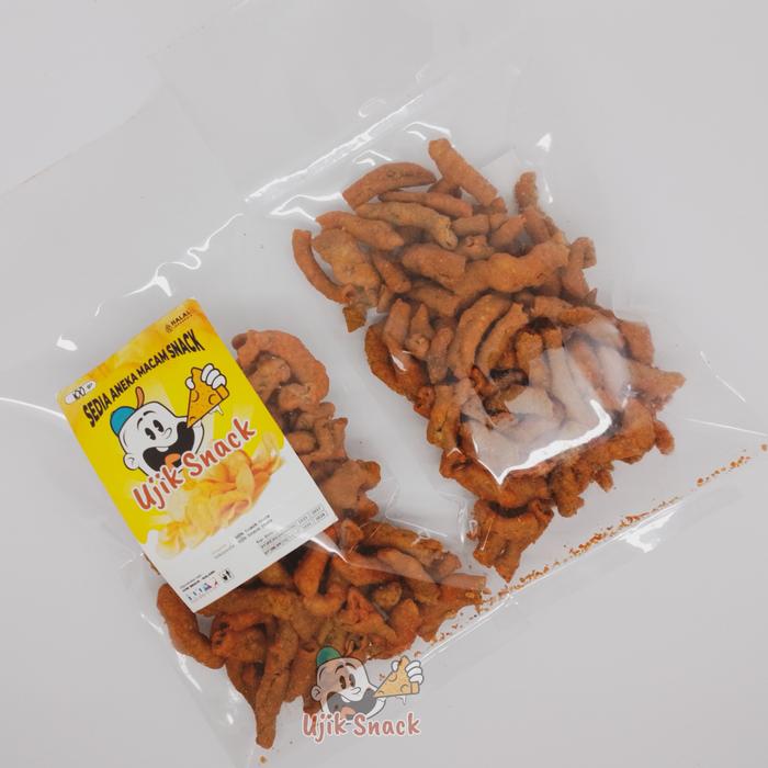 Gambar Keripik usus pedas gurih 100gr Ujik Snack dari Ujik Snack Store undefined Tokopedia