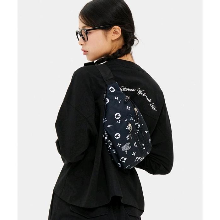 Gambar LIFEWORK HIP SACK ORIGINAL 100% / LIFEWORK BAG - pattern black dari Susu gym bro undefined Tokopedia