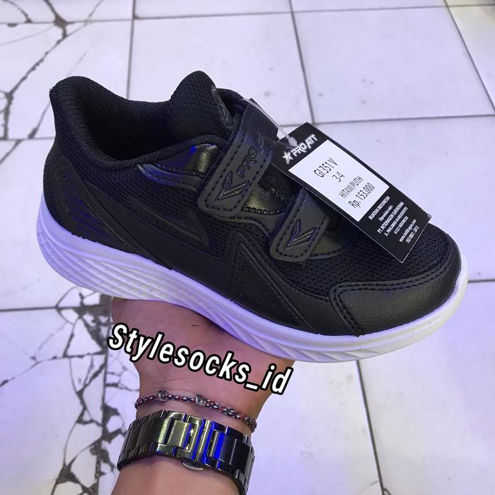 Gambar SEPATU SEKOLAH ANAK HITAM PUTIH PRO ATT MURAH /SEPATU SEKOLAH ORIGINAL - MR 851, 31 dari Stylesocks.id undefined Tokopedia