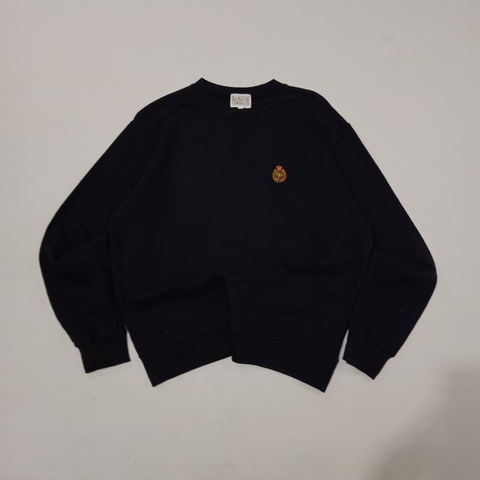 Gambar CREWNECK MARITHE FRANCOIS GIRBAUD Dongker no FALLETT peaceminusone IAB STUDIO ADLV THISISNEVERTHAT COVERNAT LMC YESEYESEE ARCHIVE BOLD 1993 STUDIO CODEGRAPHY NOHANT MARDI MERCREDI dari Jala Apparel undefined Tokopedia