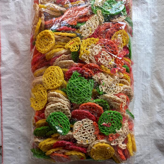 Gambar Kerupuk Liontin Jumbo 5 kg - Putih dari Maesa Tanjungan undefined 4 Tokopedia