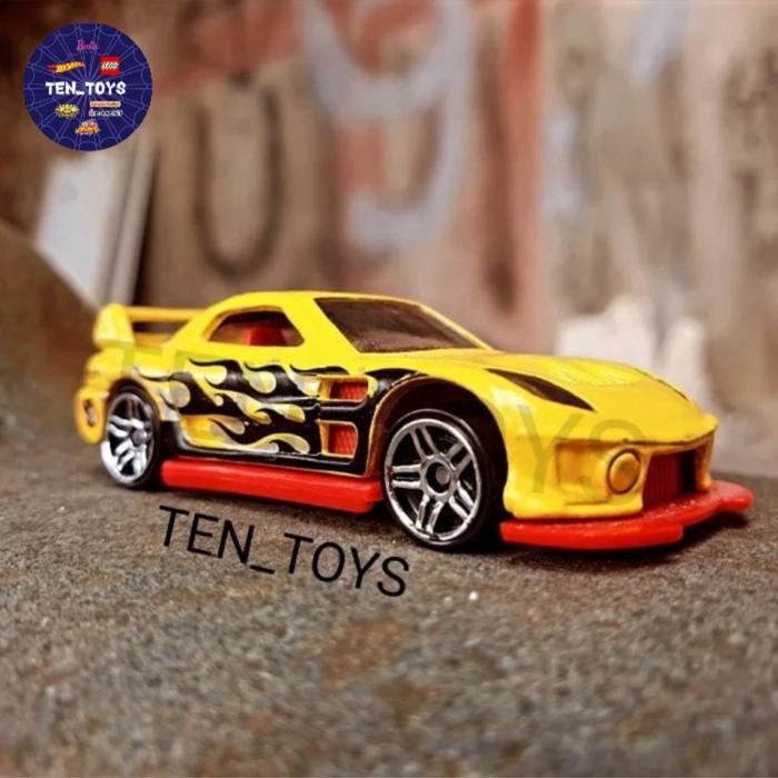 Gambar HotWheels Beat That Acceleracers 24/Seven Turbo Power Launcher Loose - Police Pursuit dari TenToys 2 undefined Tokopedia