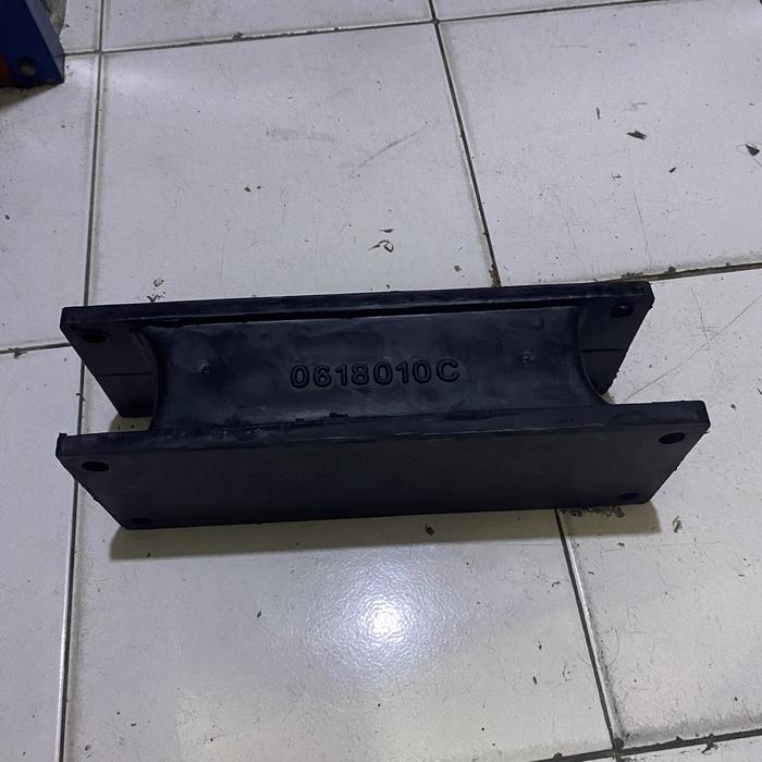 Gambar RUBBER BUFFER MOUNTING DRUM BOMAG BW211D-40 PN : 06180100 dari RUBBER MOUNTING COUPLING HOSE undefined Tokopedia
