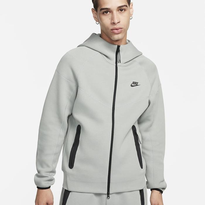 Polymer House Nike Air Jumper White Polymer House Nike Tech Fleece
