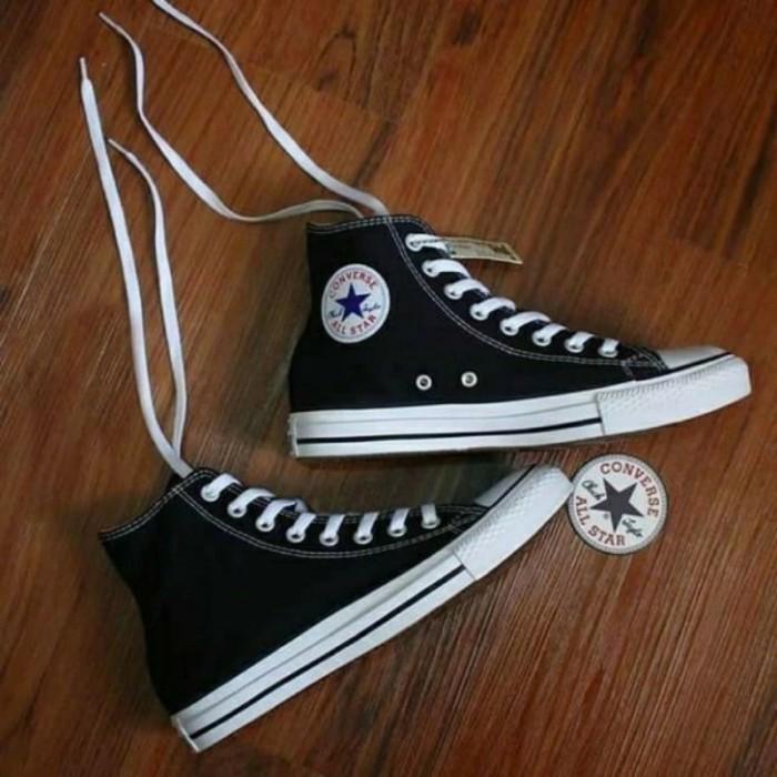 Gambar Sepatu sekolah hitam tinggi Sneakers Converse All Star SD - hitam putih, 43 dari autobelanjaberkah undefined Tokopedia