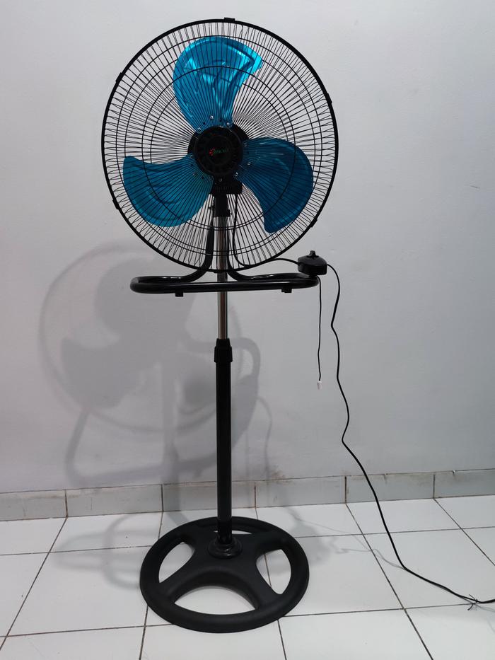 Gambar KIPAS ANGIN BESI TORNADO 18 INCH 3 IN 1 JUMBO TORNADO - BIRU - KIPAS BIRU FULL dari ALSON JAYA ABADI undefined Tokopedia