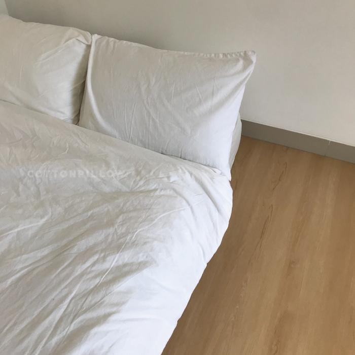 Gambar 2 sarung bantal dan 2 sarung guling Katun Jepang Polos (LIMITED) - White, standard dari cottonpillow undefined Tokopedia