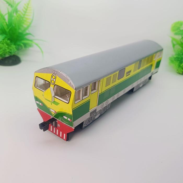 Gambar MINIATUR LOKOMOTIF BB304 KUNING HIJAU dari SpoorRay-Shop undefined Tokopedia