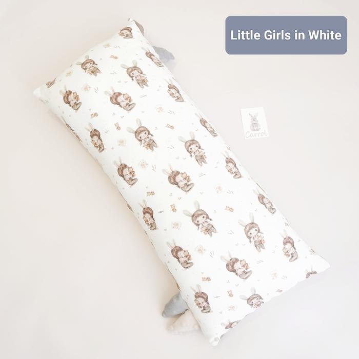 Gambar Carrol Baby Hugging Pillow Baby Size- Bantal Baby Tencel- Little Girls And Woodlands Animals Collections - GIRLSINWHITE, pillow+case dari Carrol Baby undefined Tokopedia