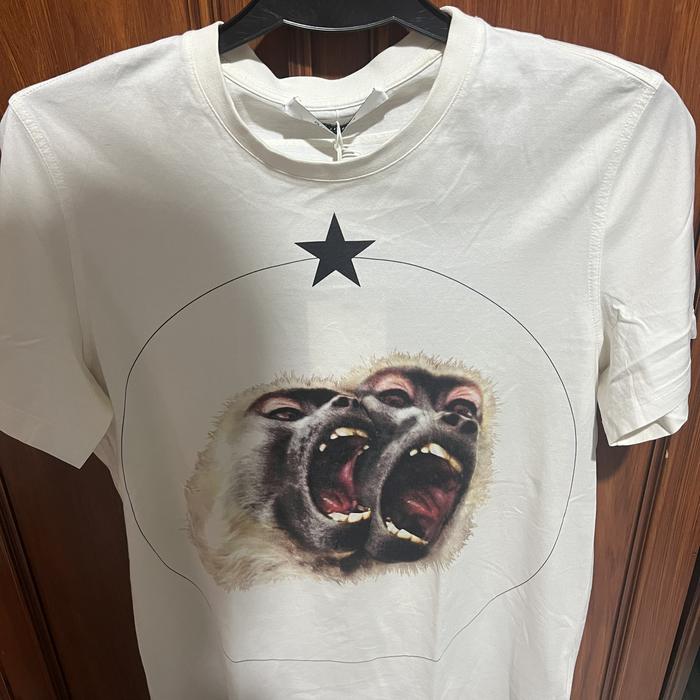 Jual Givenchy monkey brother white shirt Kota Balikpapan Vb