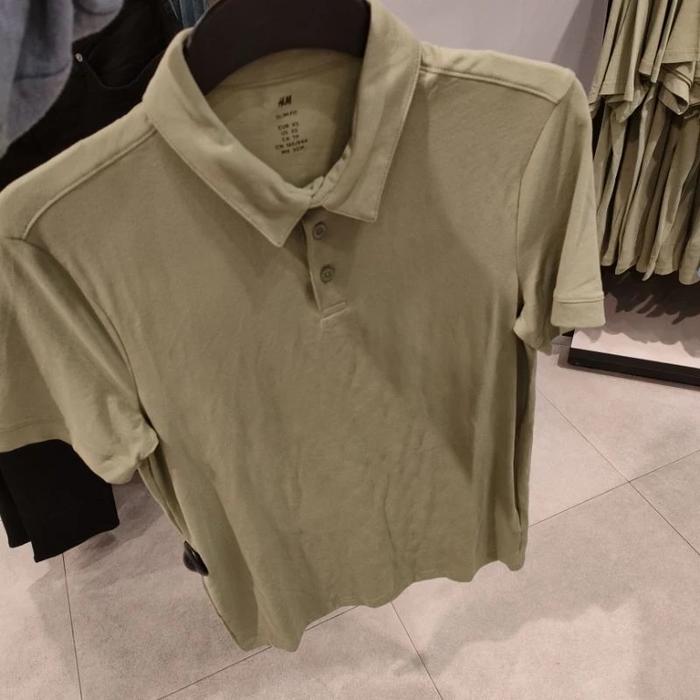 Gambar Tshirt Polo H&M pria Jastip - khaki, S dari Abhirama_jastipORI undefined Tokopedia