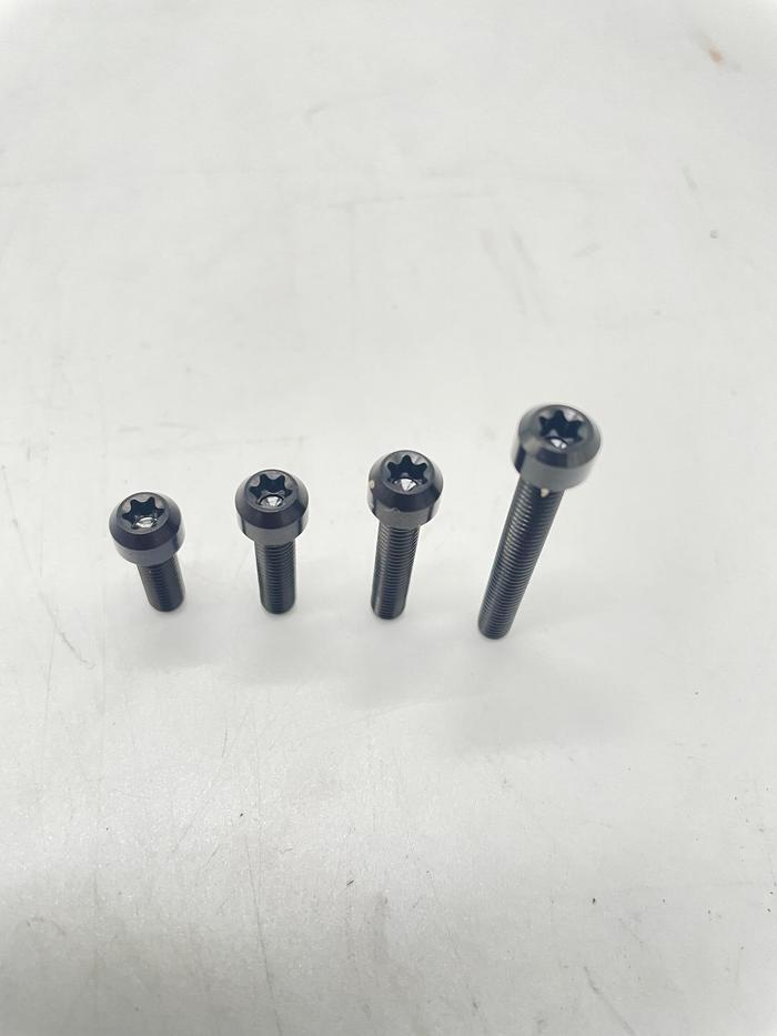Gambar Baut Titanium Pro Nut M5 x 15 / 20 / 25 / 35 Model D - M5X15 dari HDJ Racing undefined Tokopedia