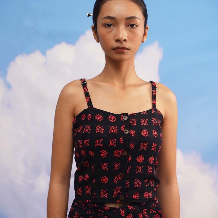 Gambar Wedari  Top Rayon  Manikan - Hitam, S dari Manikan undefined Tokopedia